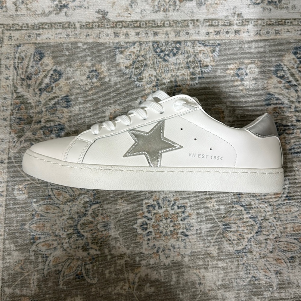 Vintage Havana sneakers